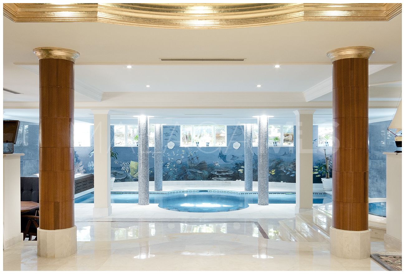 Herrgård for sale in Nueva Andalucia