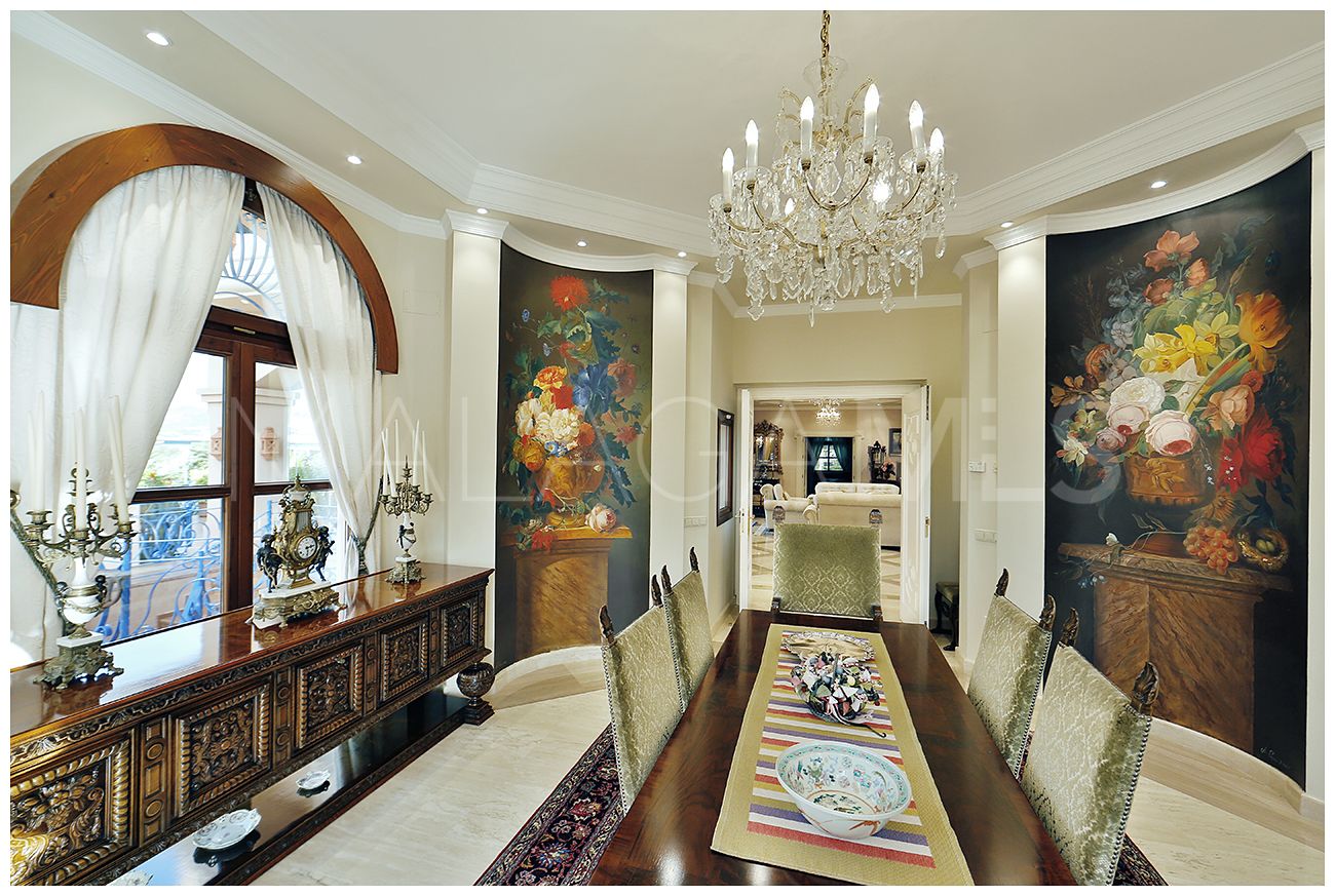 Herrgård for sale in Nueva Andalucia