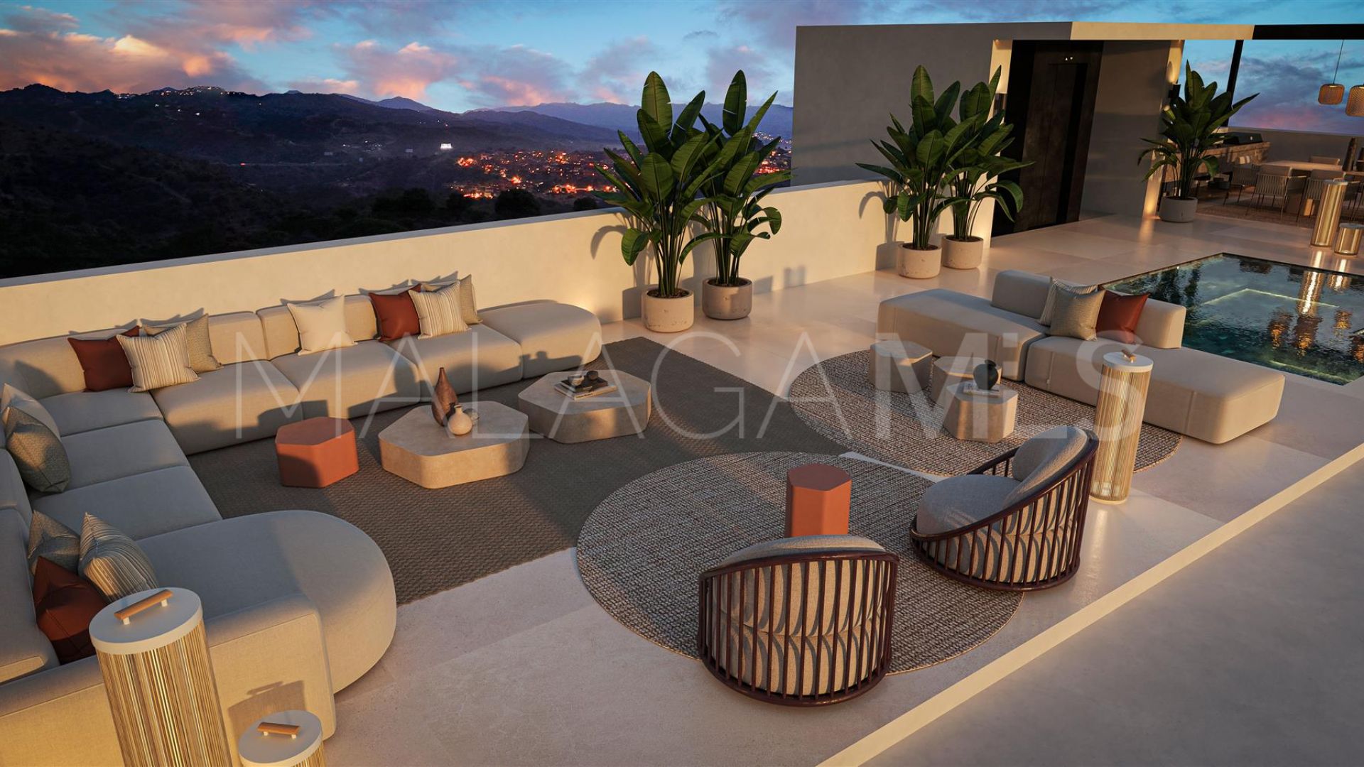 Villa for sale in New Golden Mile