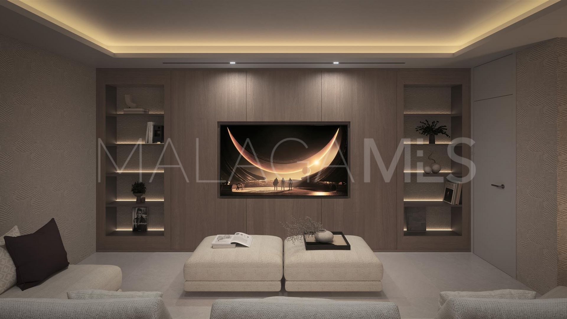 Villa for sale in New Golden Mile