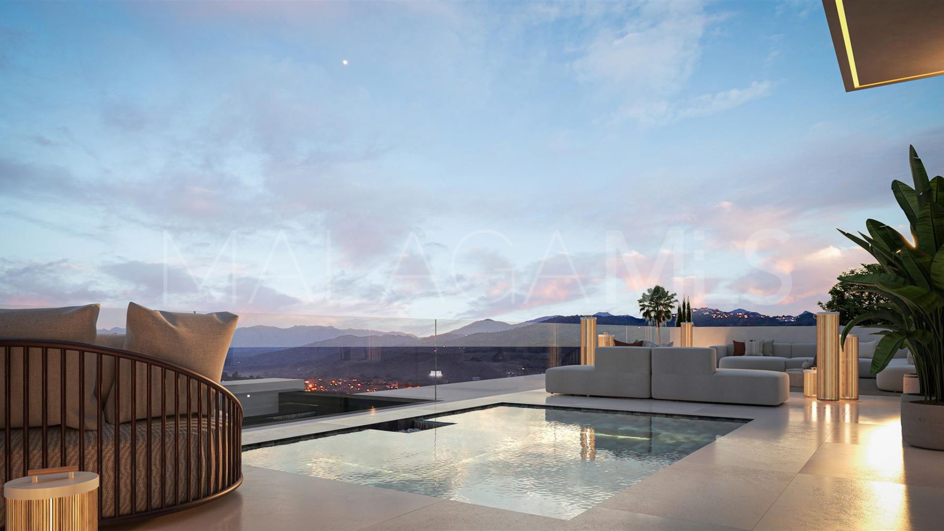 Villa for sale in New Golden Mile
