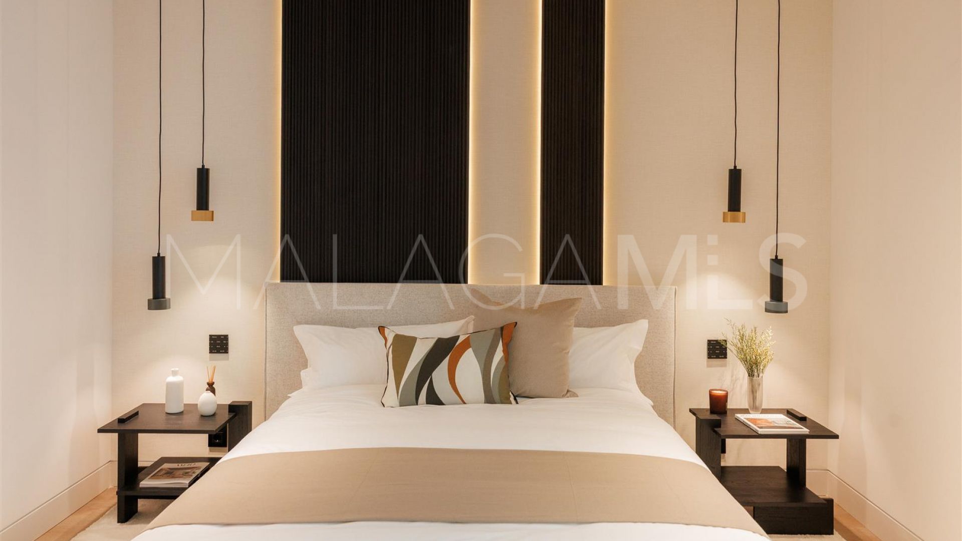 Villa for sale in Lomas del Virrey with 4 bedrooms