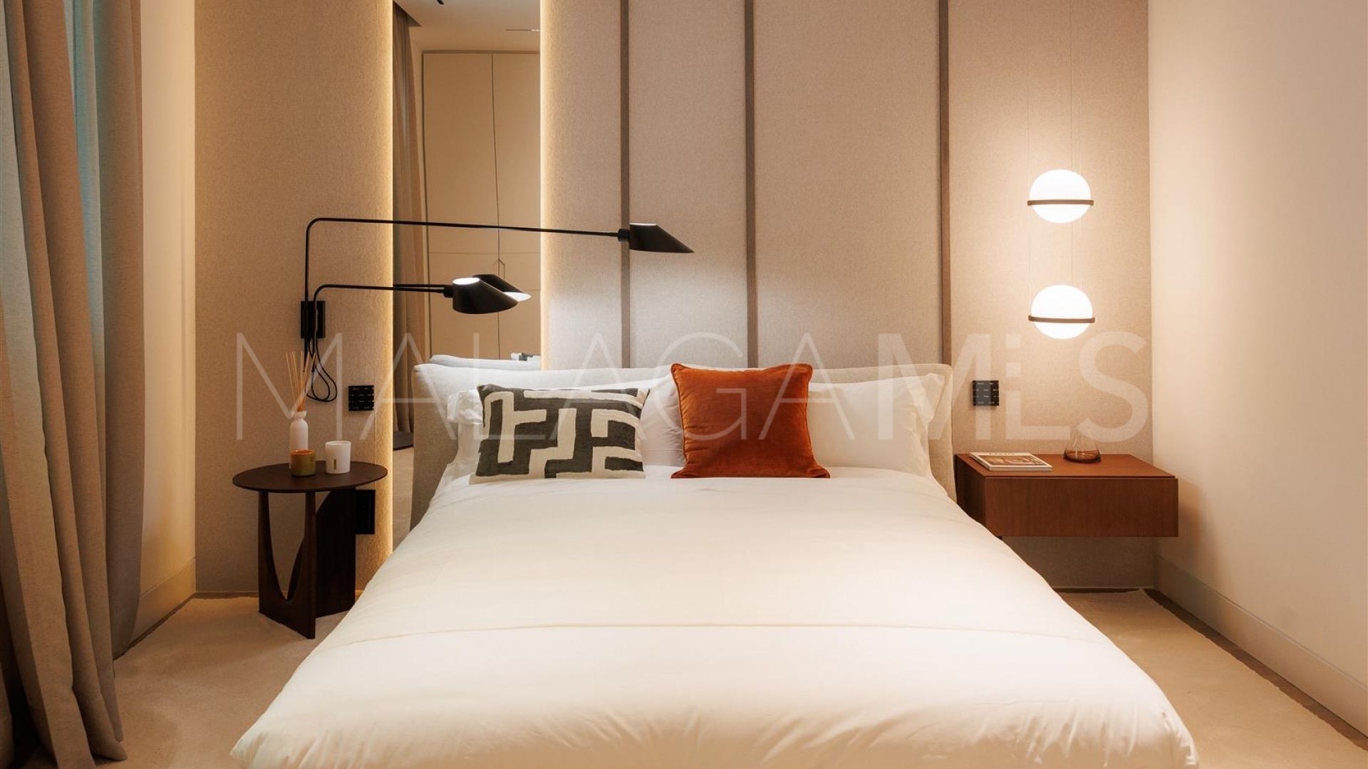 Villa for sale in Lomas del Virrey with 4 bedrooms