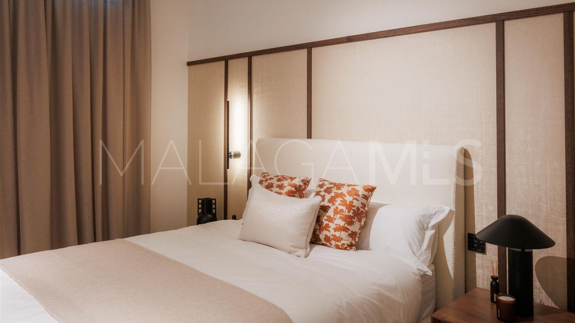 Villa for sale in Lomas del Virrey with 4 bedrooms