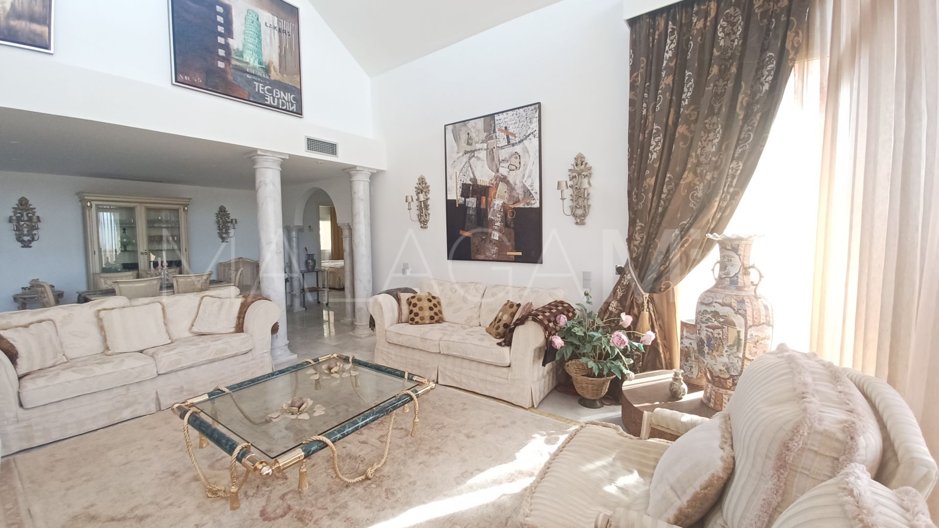 Tvåvånings takvåning for sale in Magna Marbella