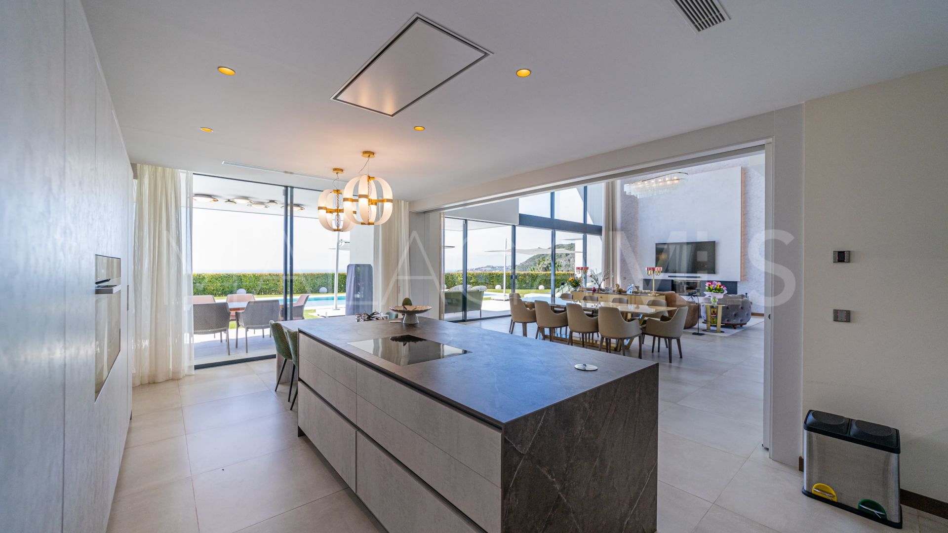 Villa for sale in Los Arqueros