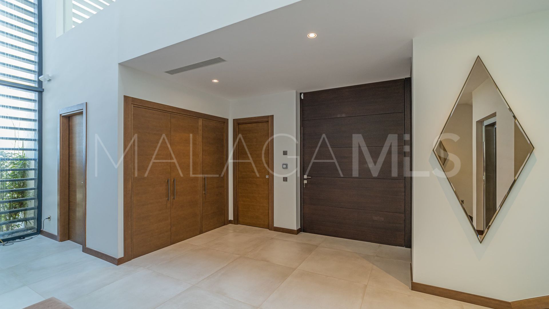 Villa for sale in Los Arqueros