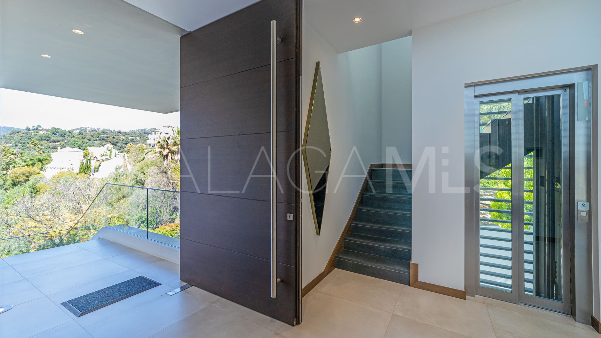 Villa for sale in Los Arqueros