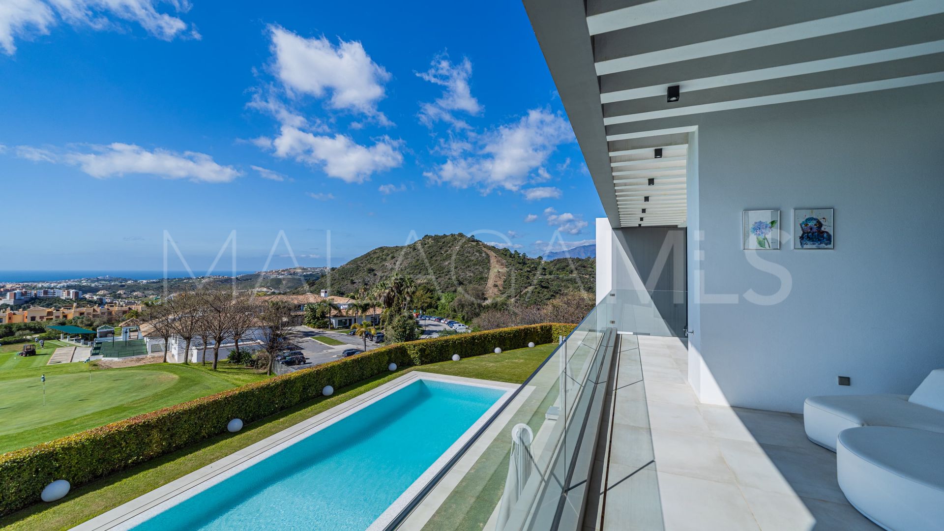 Villa for sale in Los Arqueros