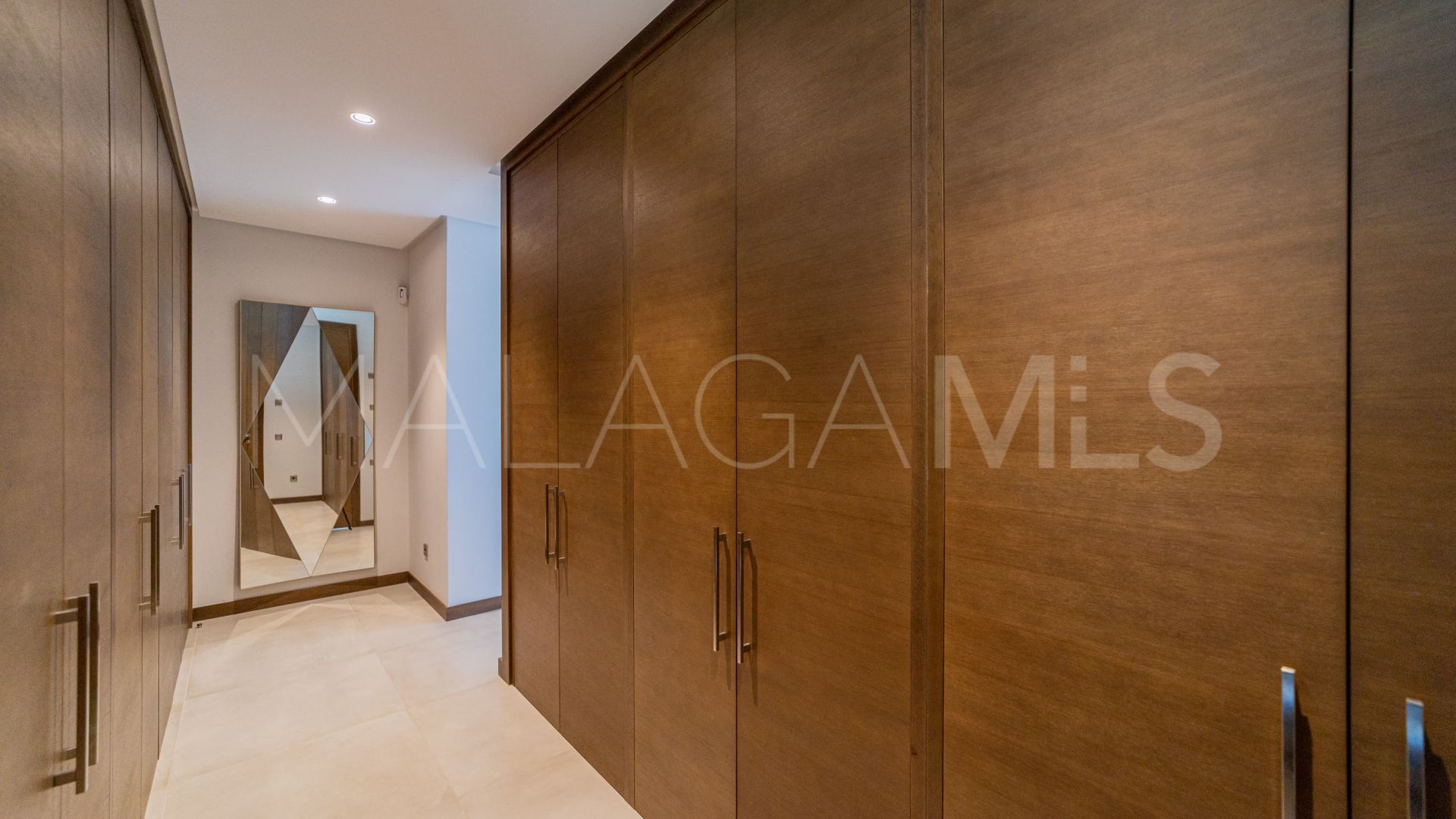 Villa for sale in Los Arqueros