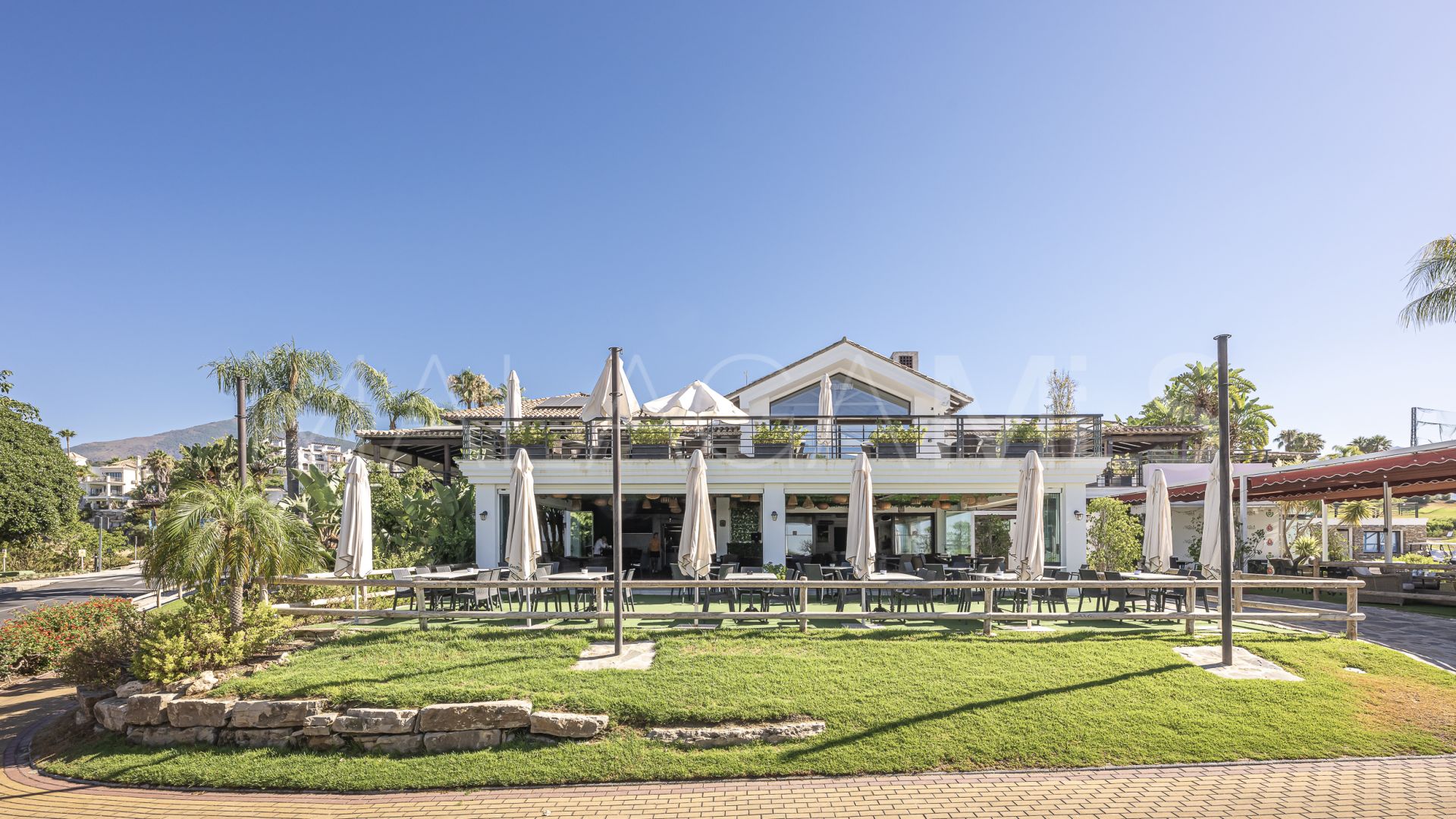Villa for sale in Los Arqueros