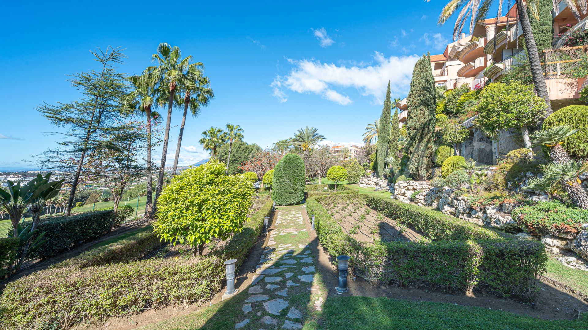 Wohnung for sale in Magna Marbella