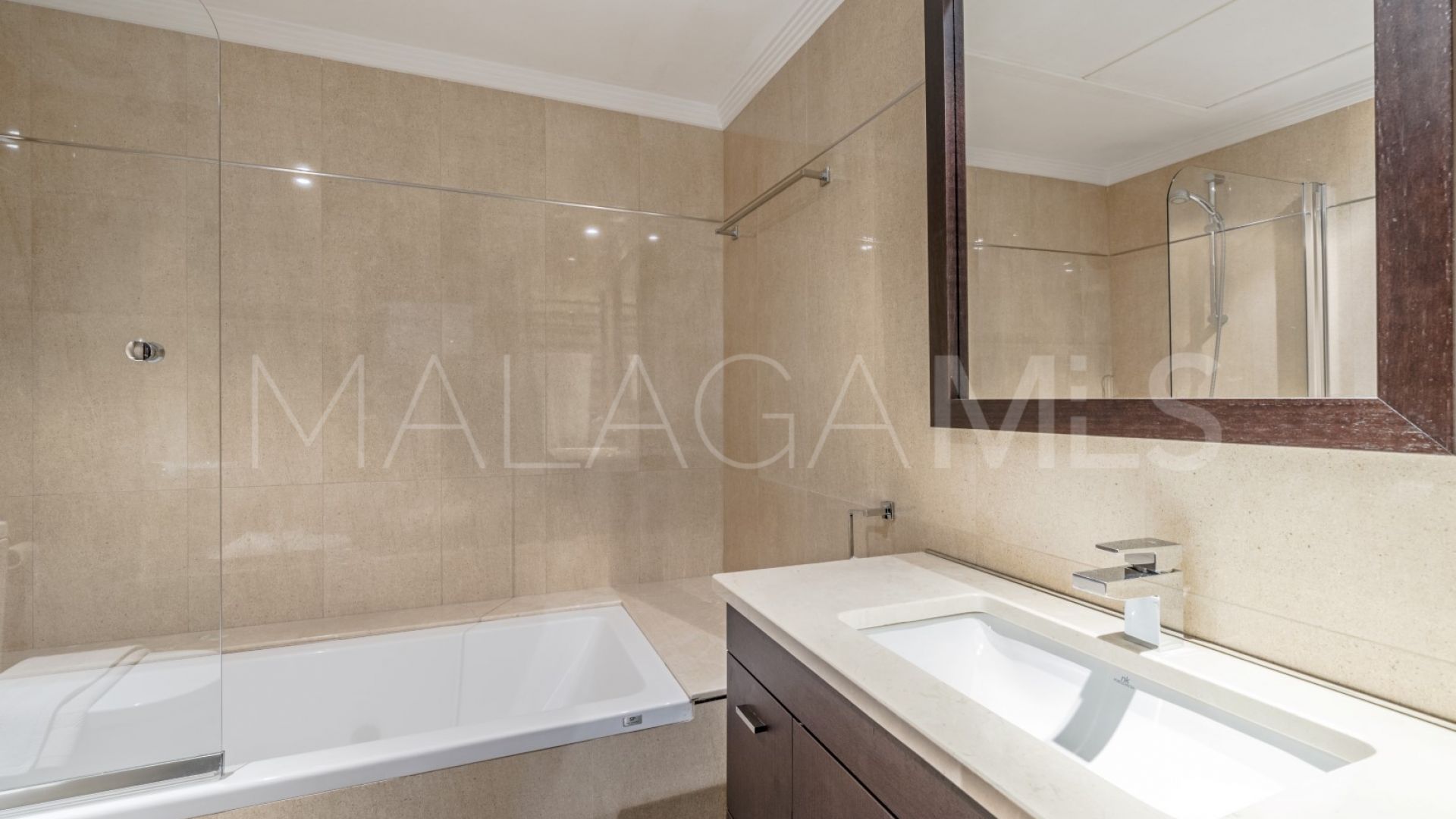 Wohnung for sale in Magna Marbella