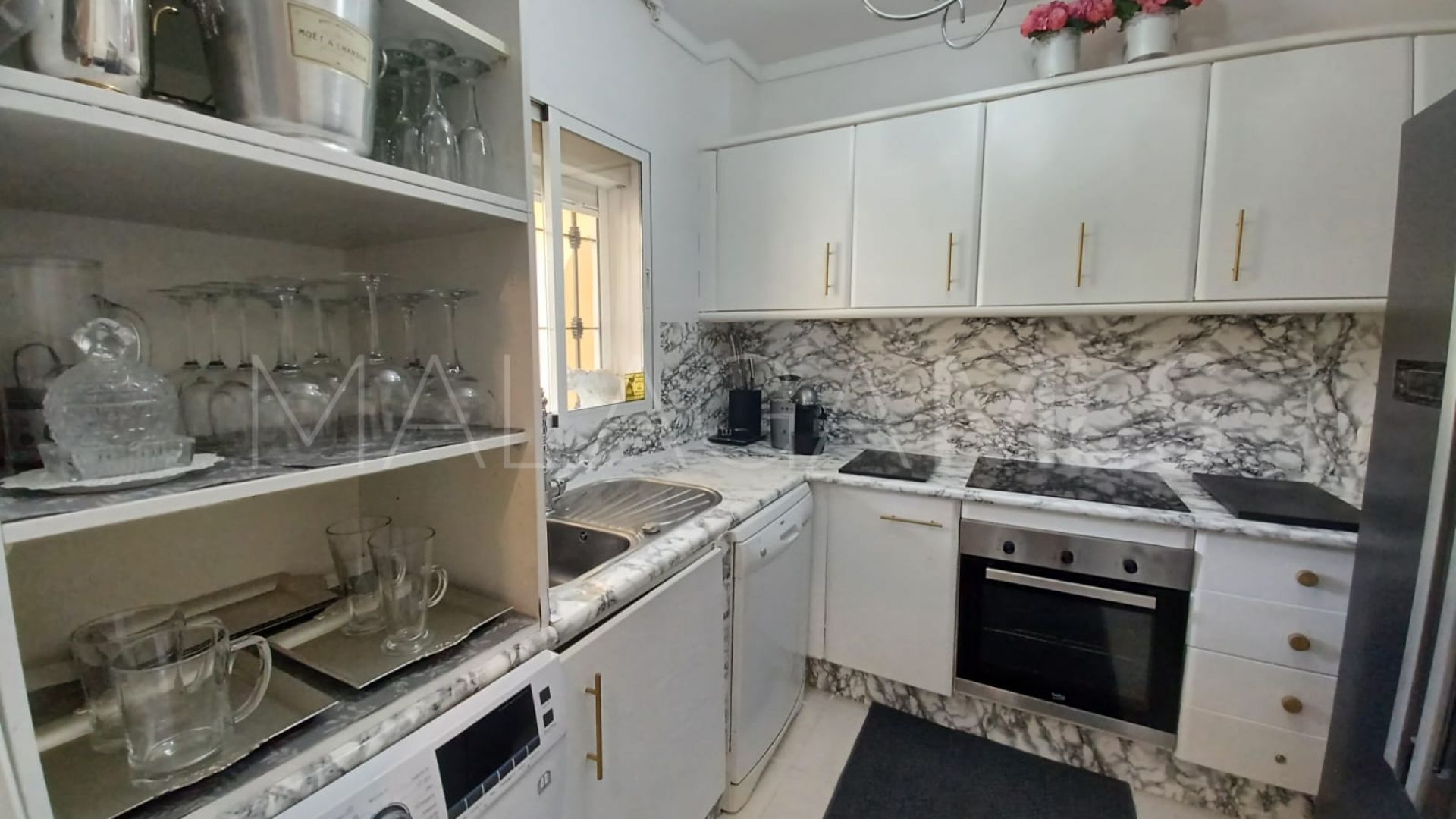 Apartamento for sale with 2 bedrooms in Guadalmina Alta