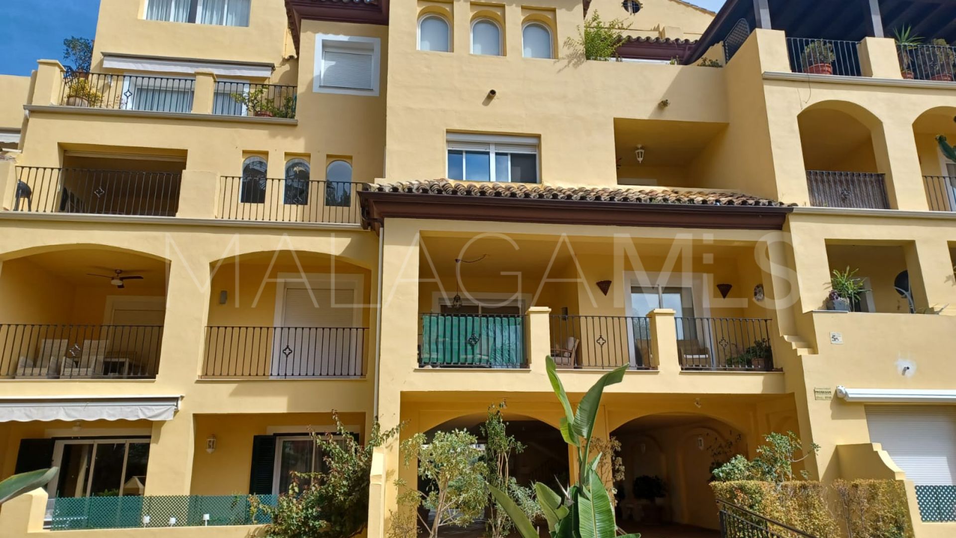 Apartamento for sale with 2 bedrooms in Guadalmina Alta