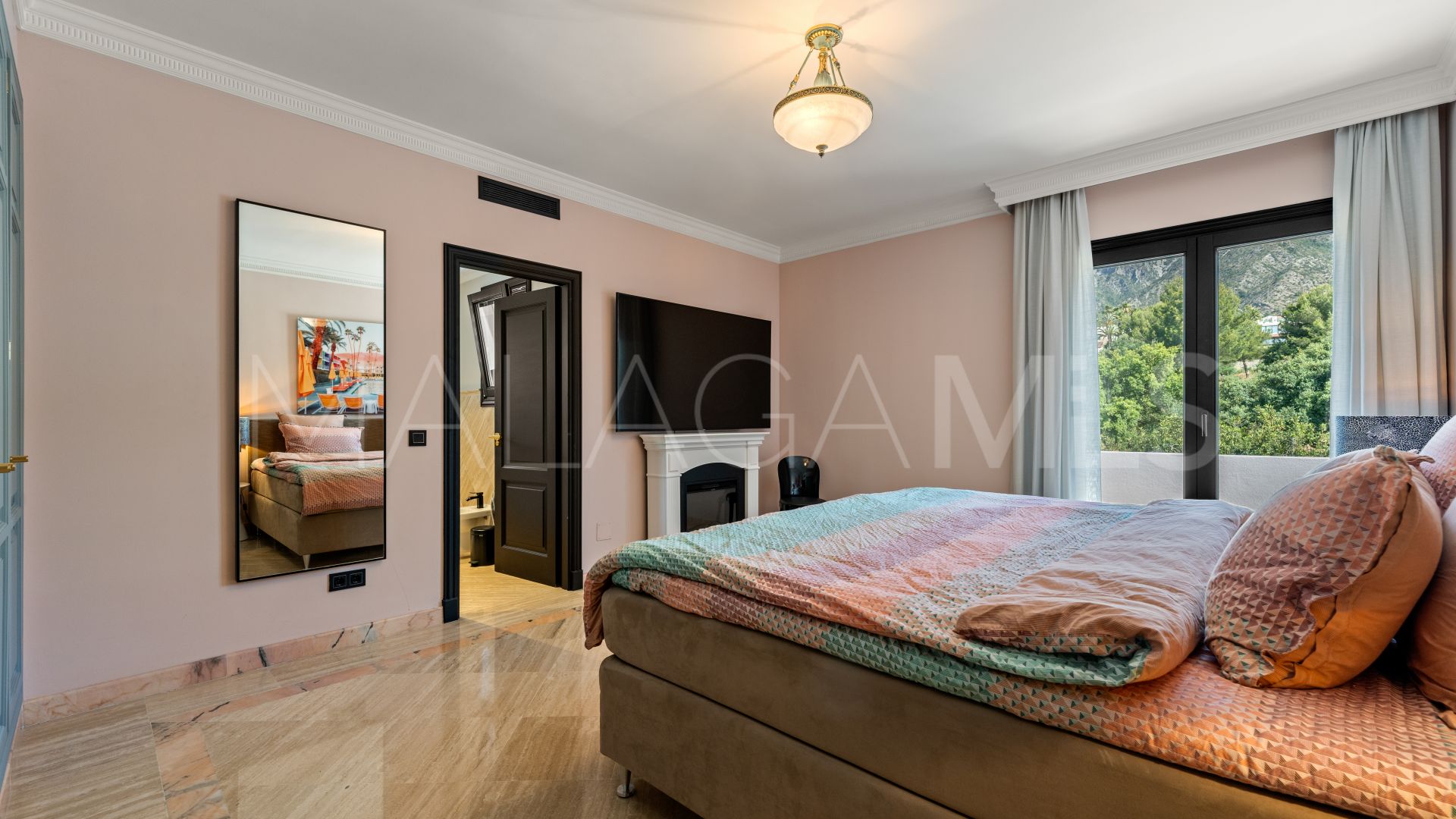 Atico duplex a la venta in Marbella Golden Mile