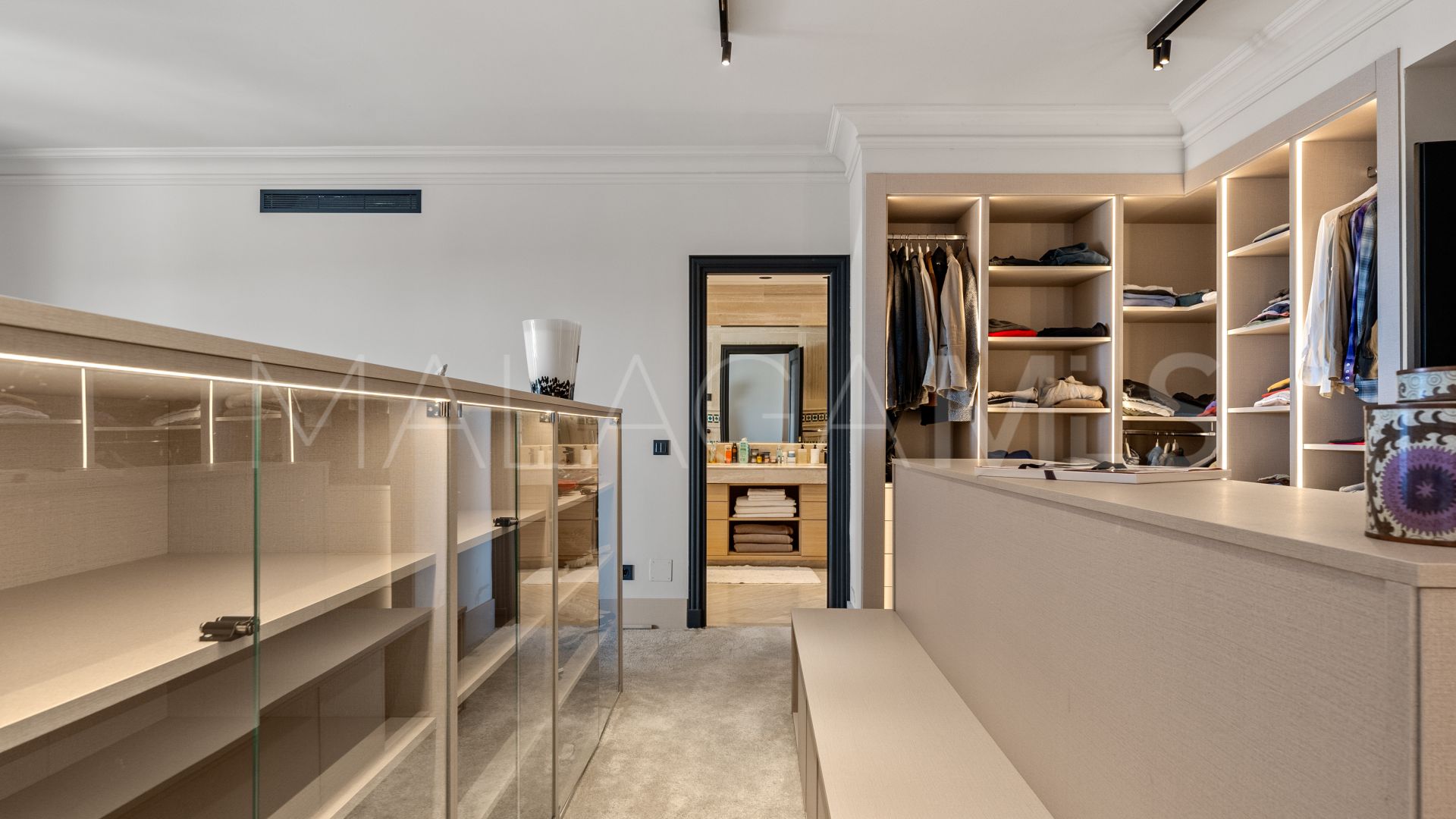 Atico duplex a la venta in Marbella Golden Mile