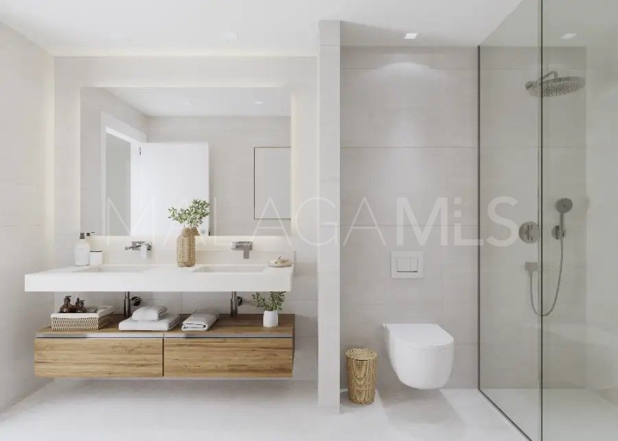 For sale 2 bedrooms apartment in Estepona West