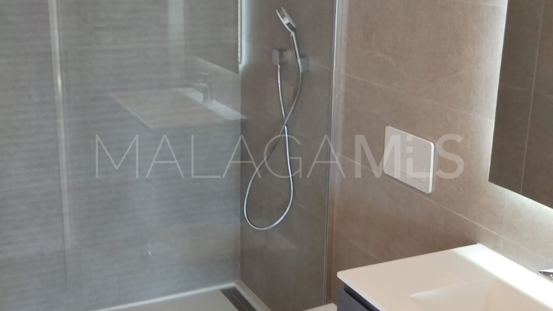For sale Alcazaba Lagoon 2 bedrooms apartment