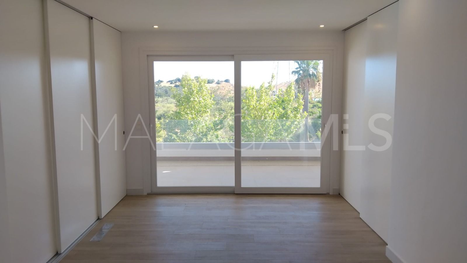 For sale Alcazaba Lagoon 2 bedrooms apartment