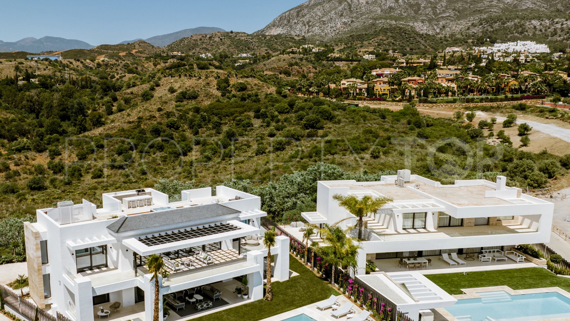 Villa for sale in Lomas del Rey