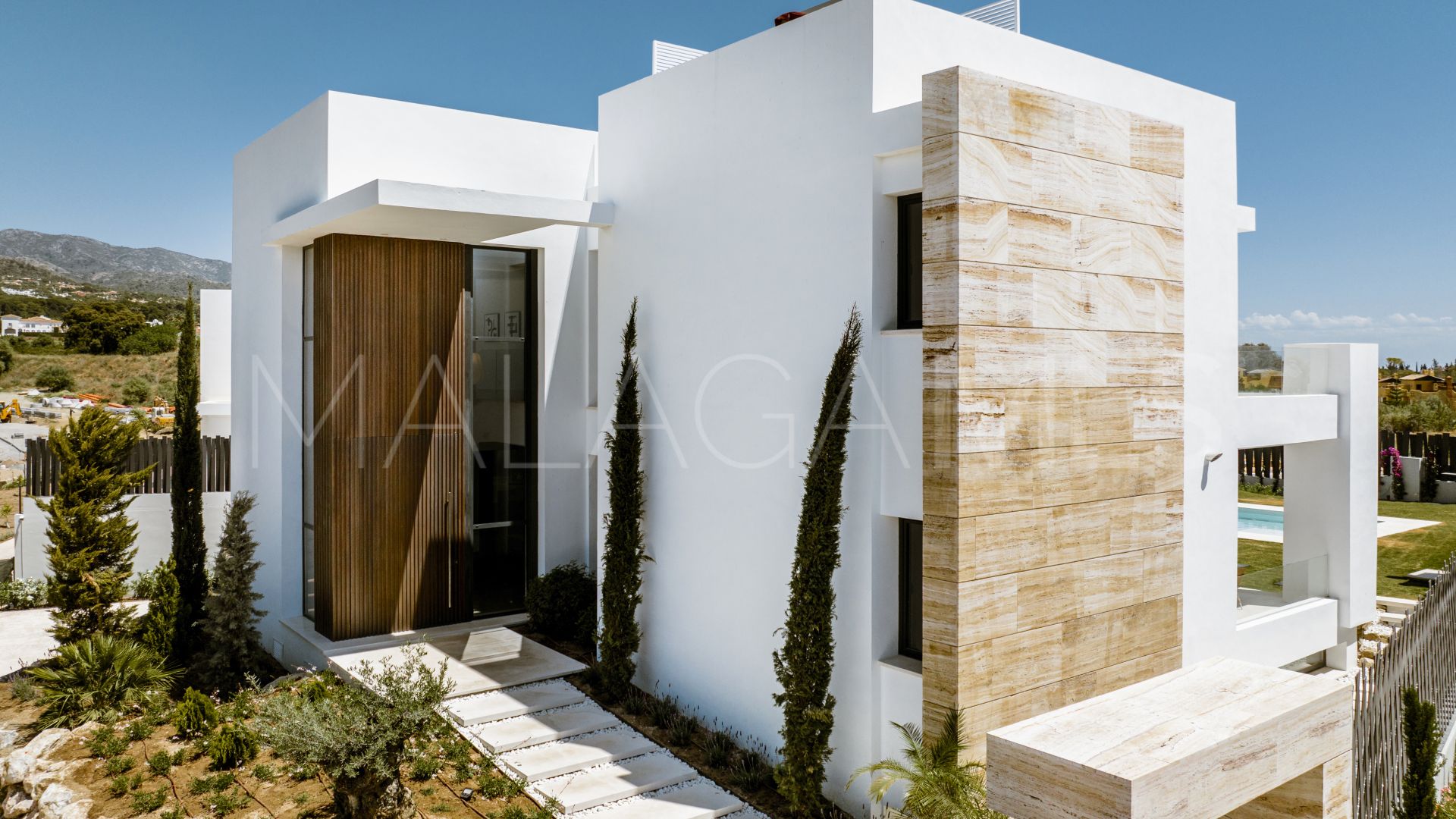 Villa for sale in Lomas del Rey