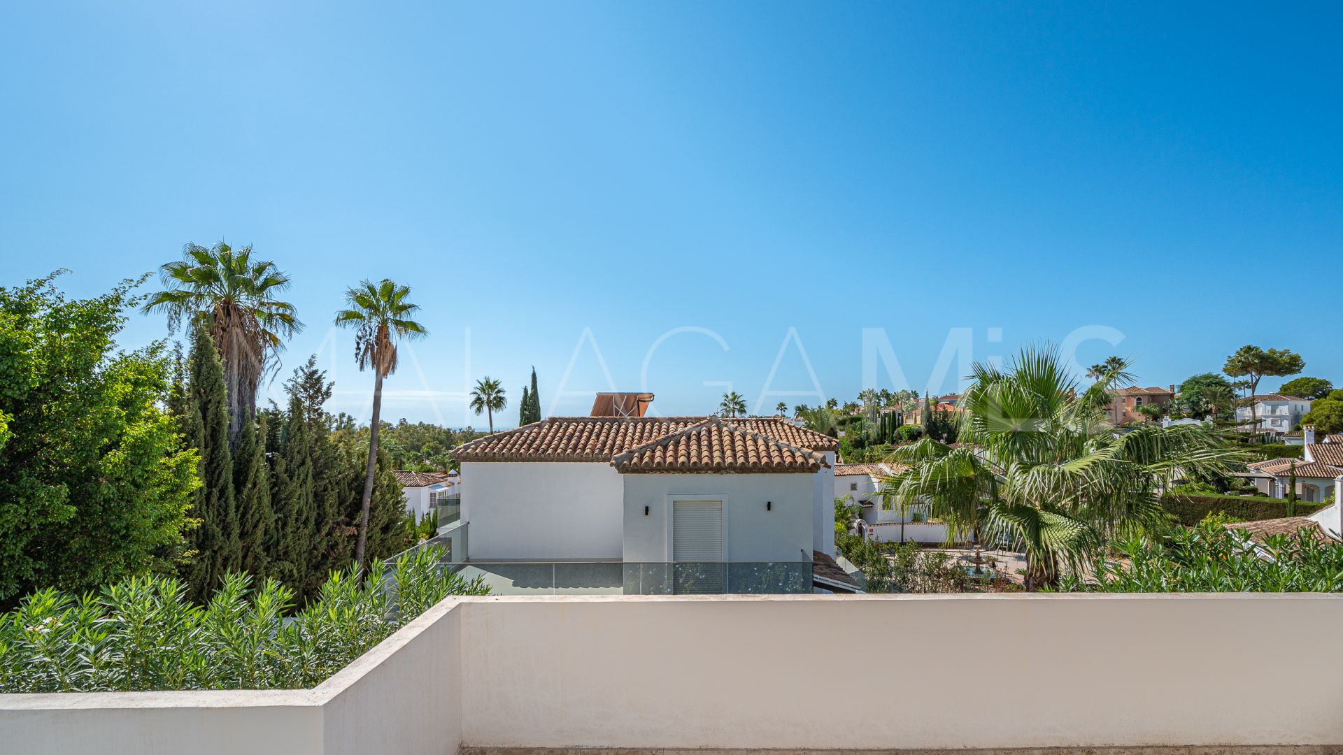 Villa with 5 bedrooms for sale in Nueva Andalucia