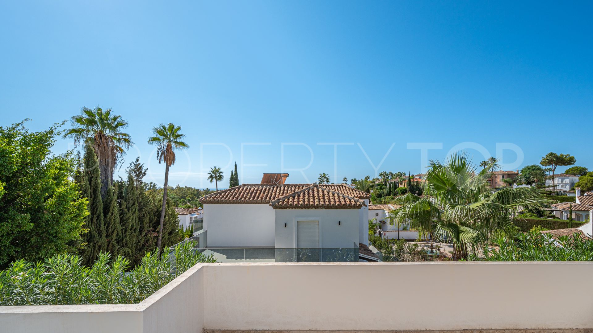 Nueva Andalucia, villa en venta con 5 dormitorios