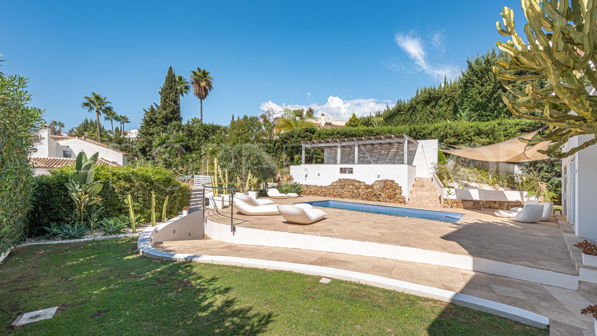 Nueva Andalucia, villa en venta con 5 dormitorios