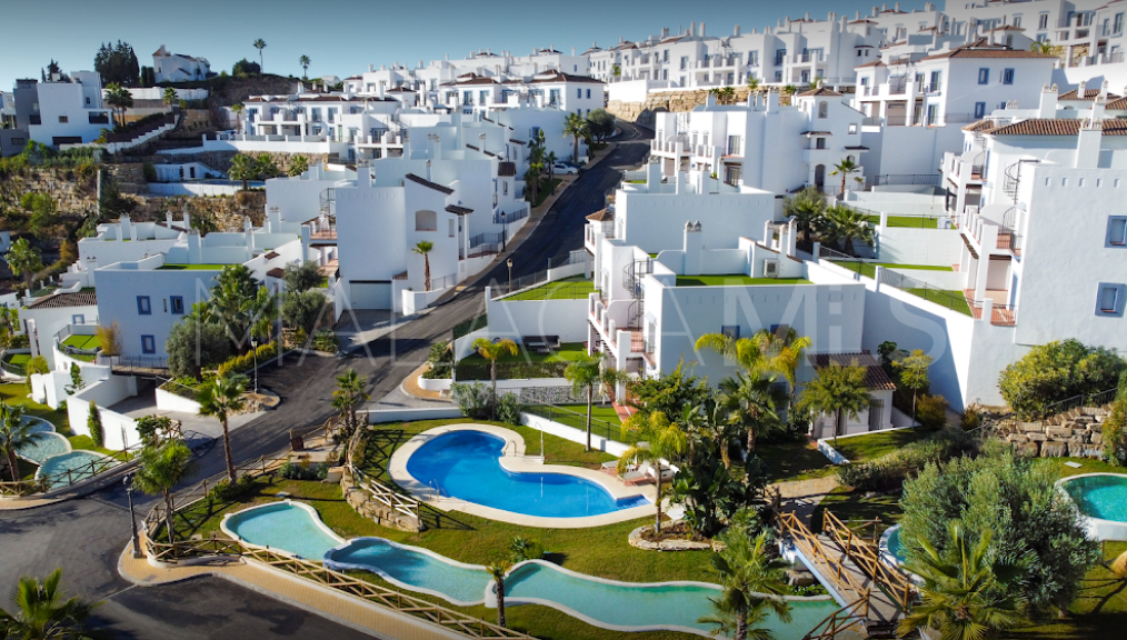 For sale apartment in Altos del Paraiso with 2 bedrooms