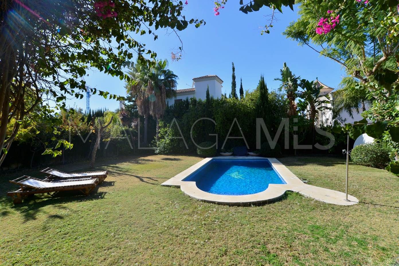 Villa for sale in Supermanzana H with 4 bedrooms