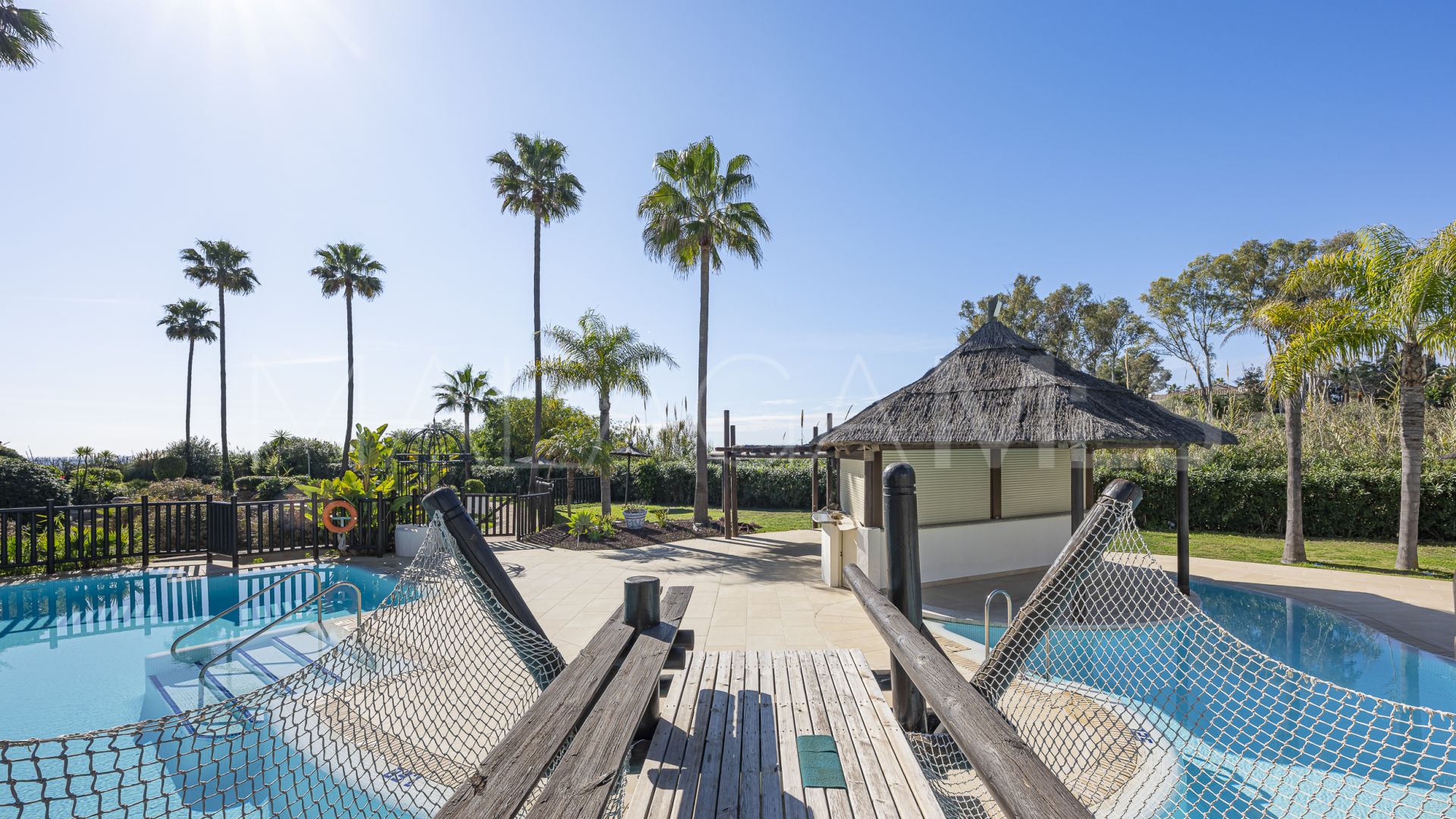 Duplex penthouse for sale in Bahía del Velerín