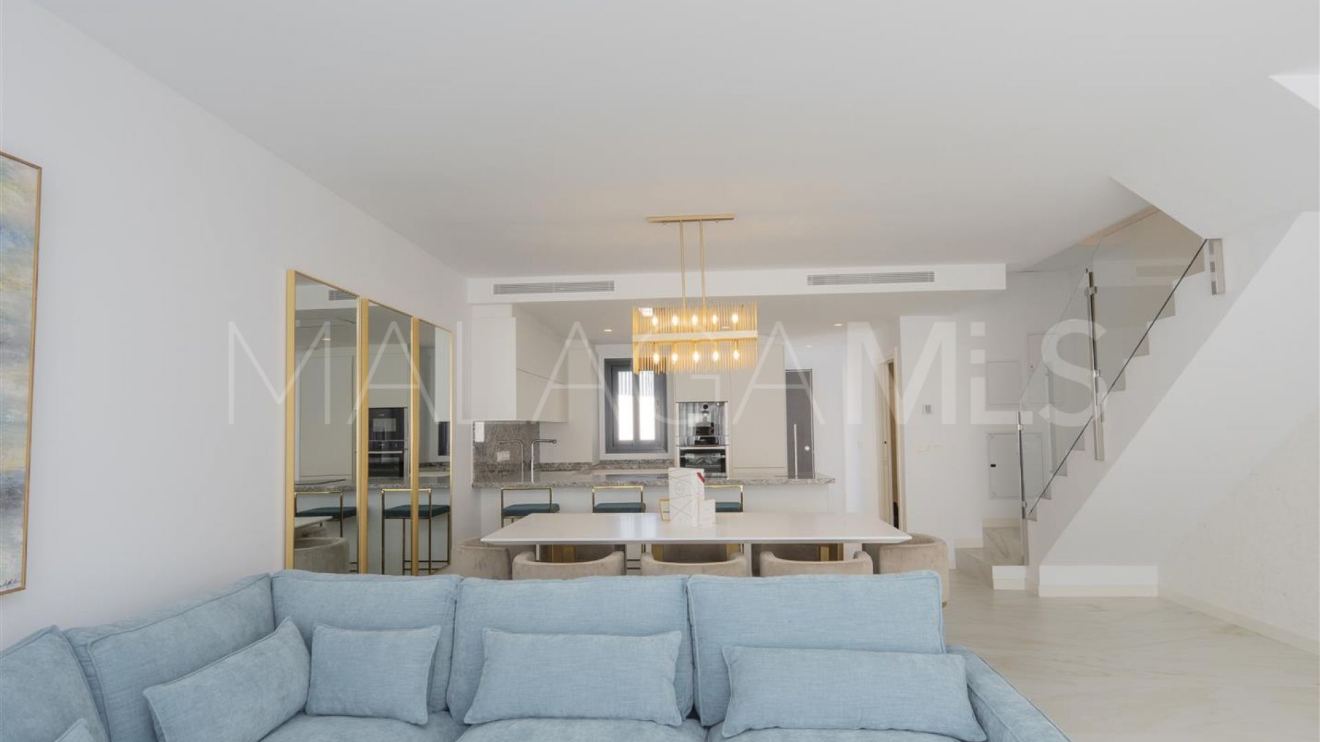 Radhus for sale in Los Naranjos