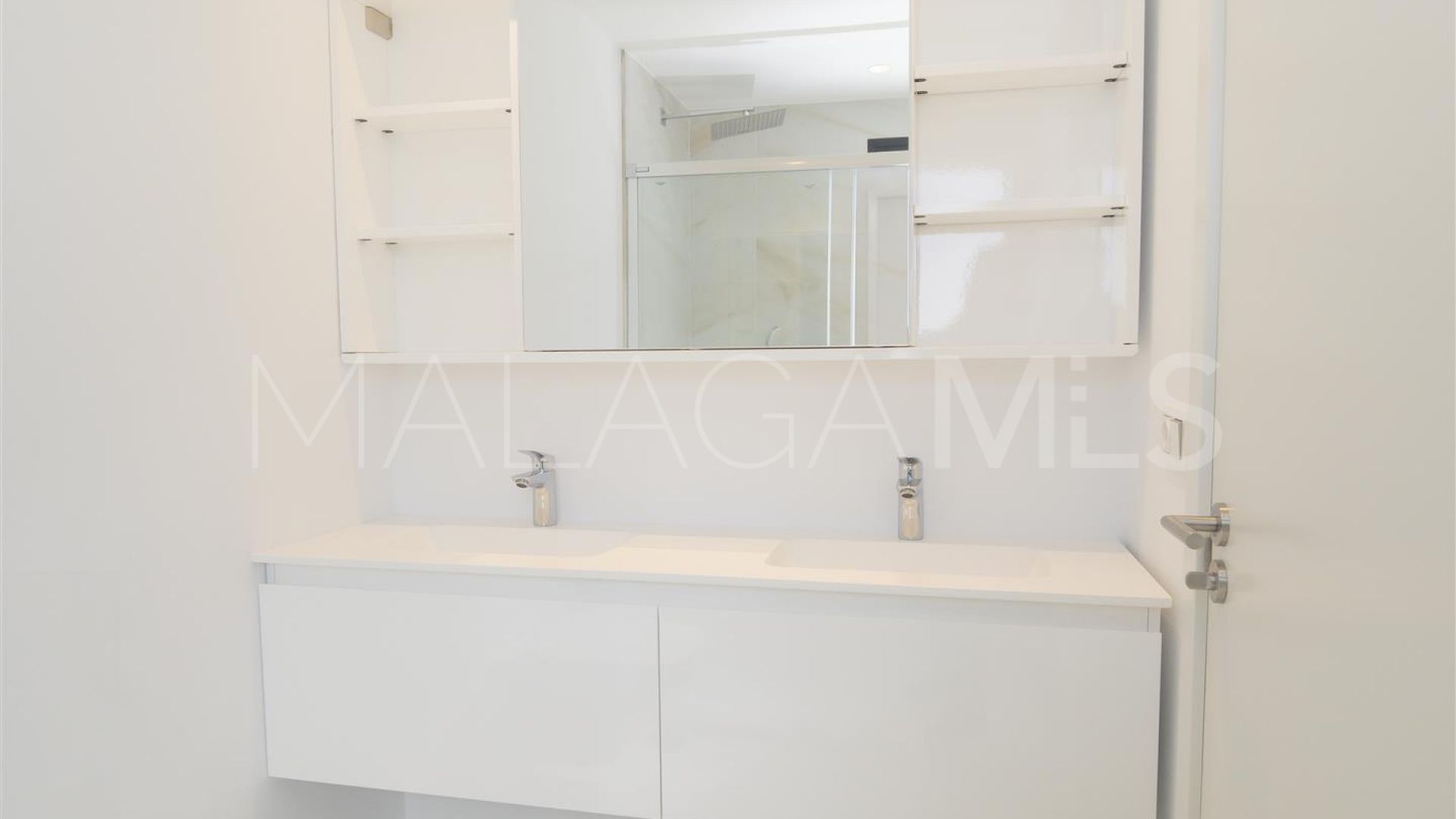 Radhus for sale in Los Naranjos