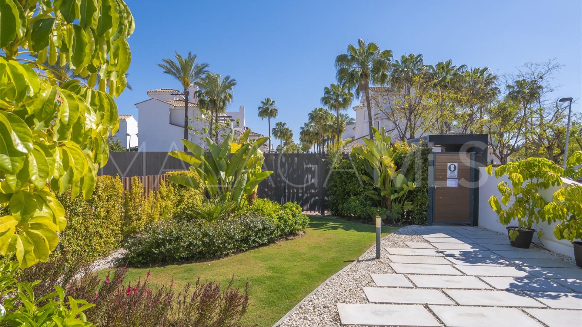 Radhus for sale in Los Naranjos