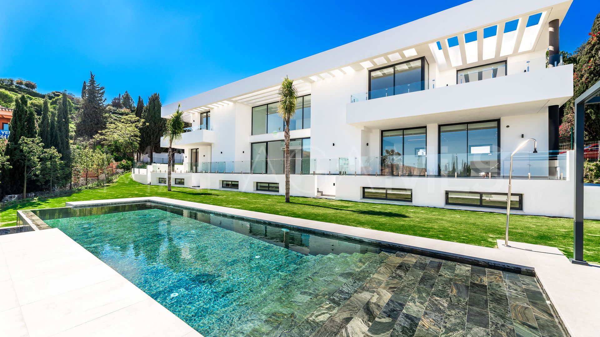 Villa for sale in Paraiso Alto