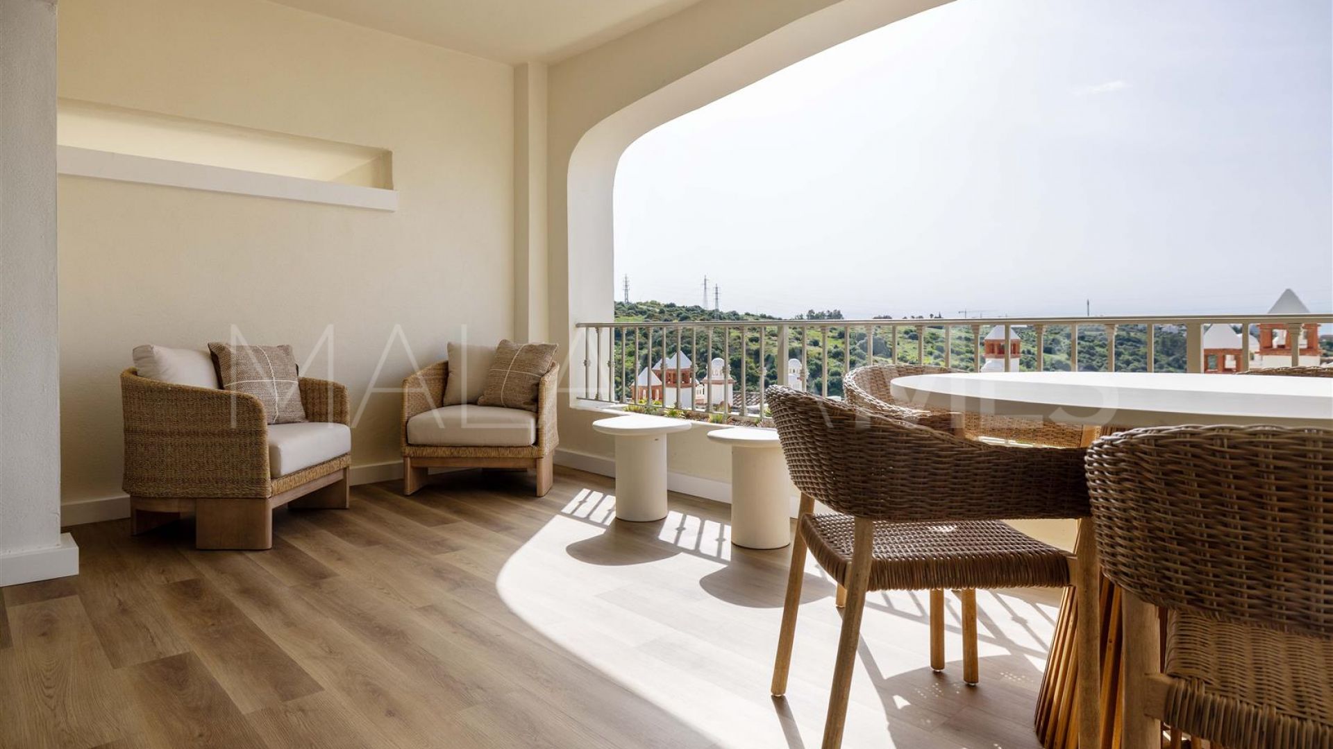 Radhus for sale in Azata Golf