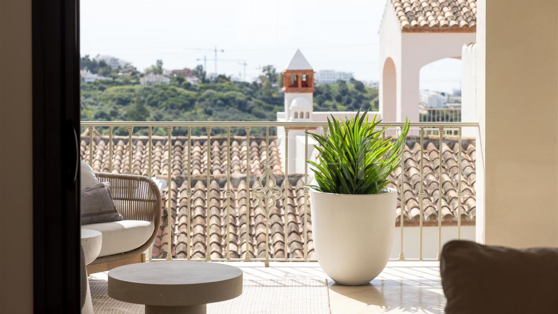 Radhus for sale in Azata Golf