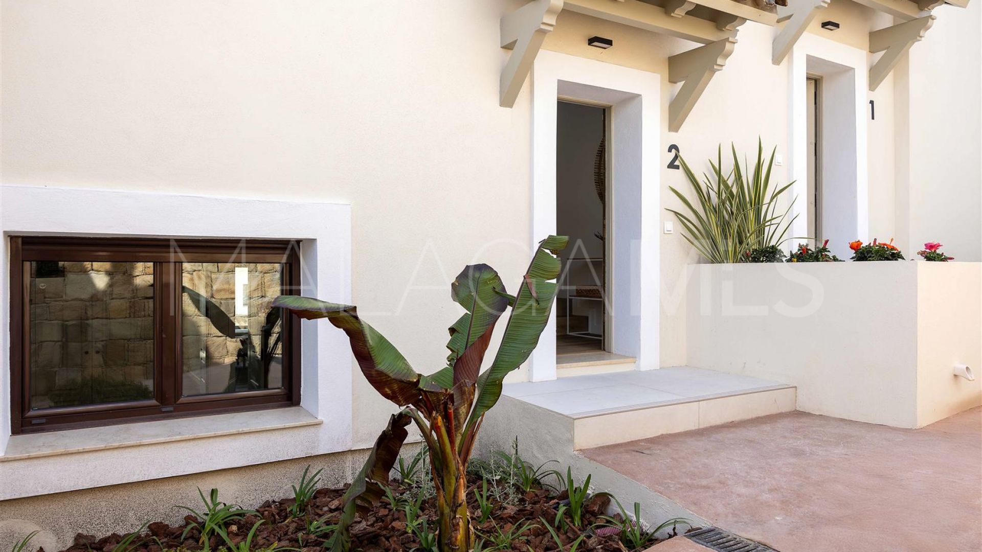 Radhus for sale in Azata Golf