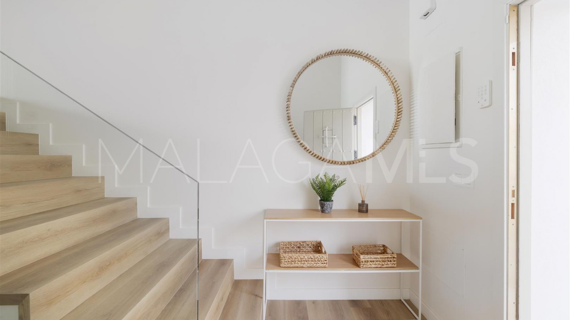 Radhus for sale in Azata Golf