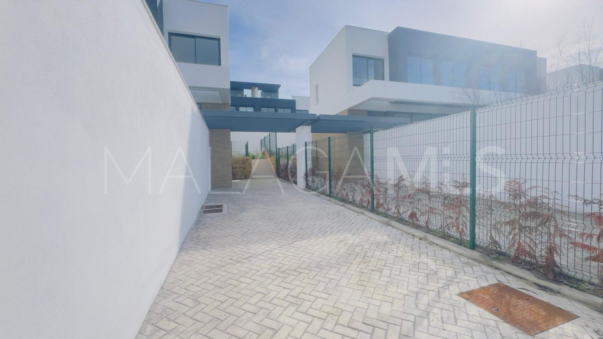 For sale El Campanario 3 bedrooms semi detached villa