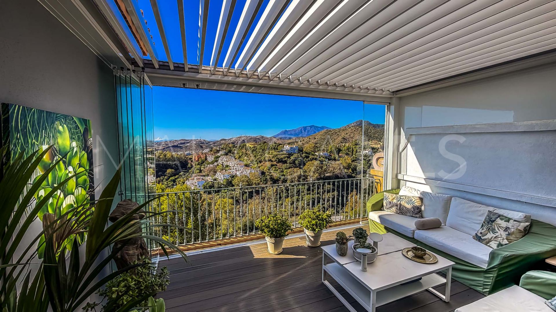 Penthaus for sale in Monte Halcones