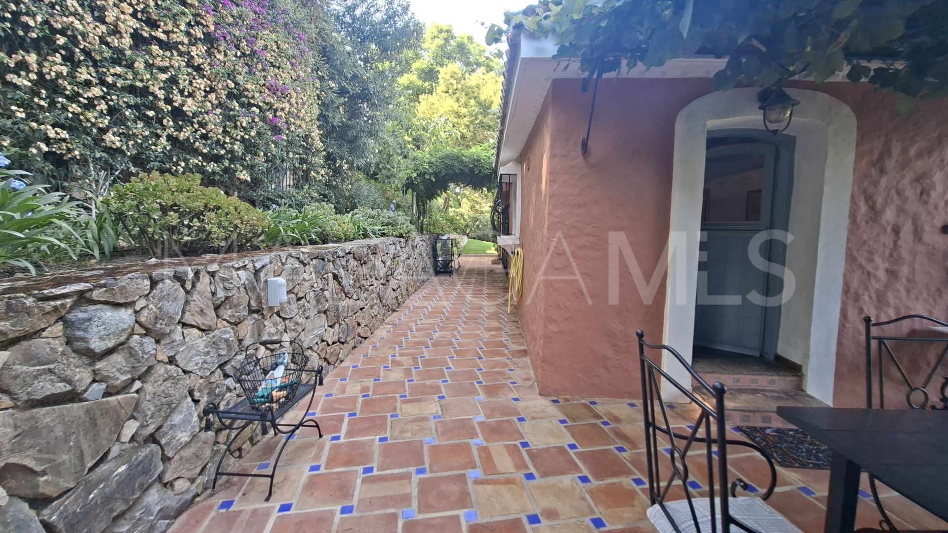 Aloha, villa a la venta with 5 bedrooms