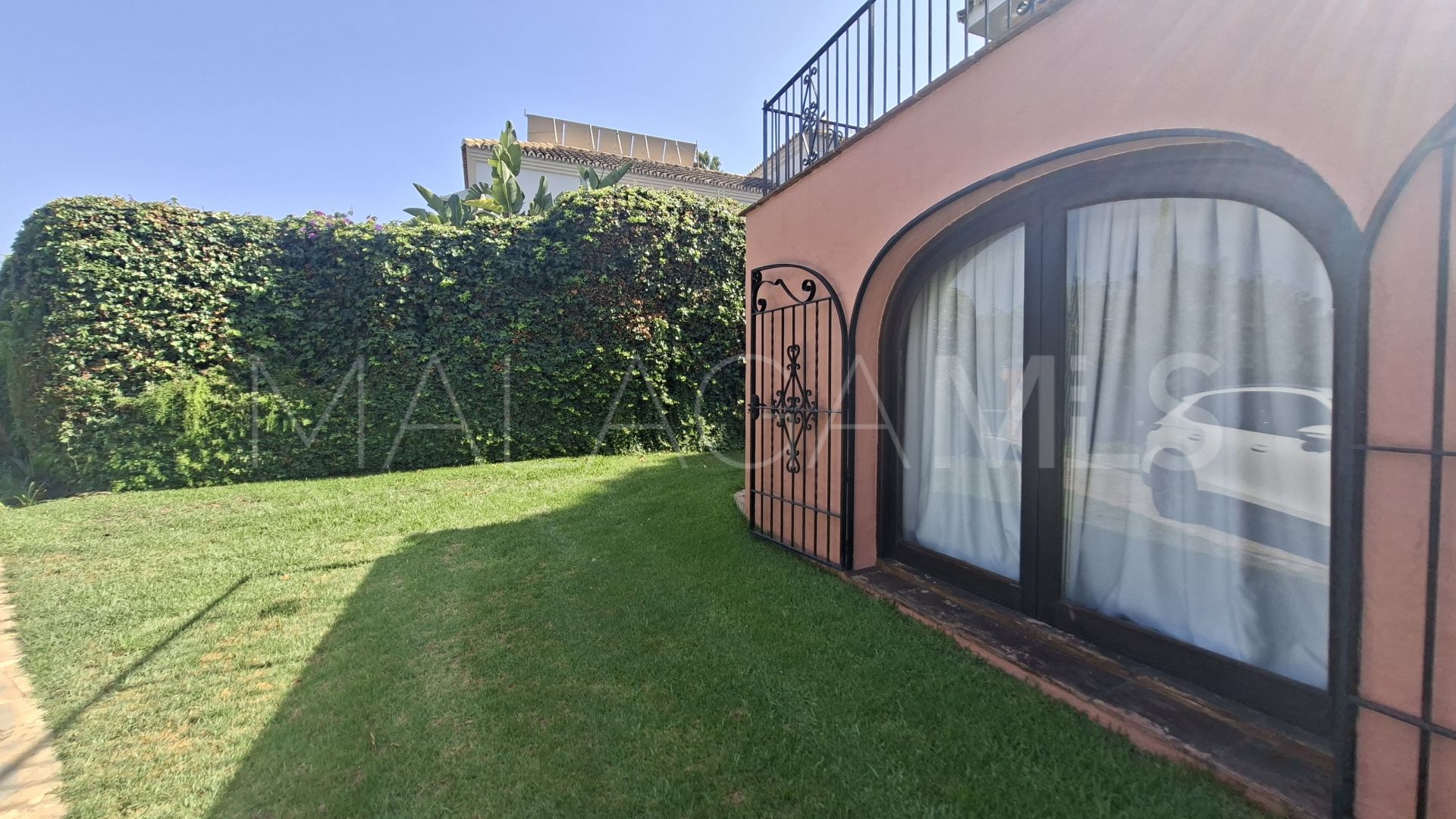 Aloha, villa a la venta with 5 bedrooms