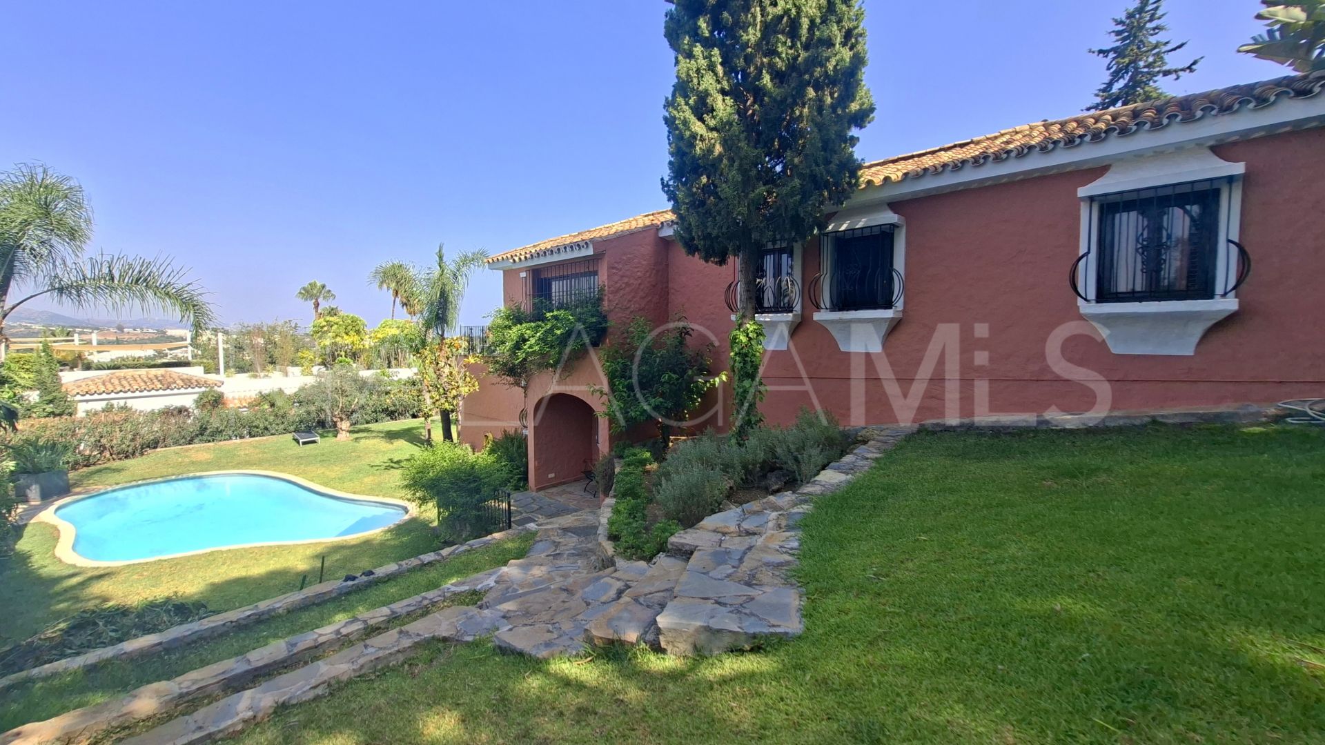 Aloha, villa a la venta with 5 bedrooms