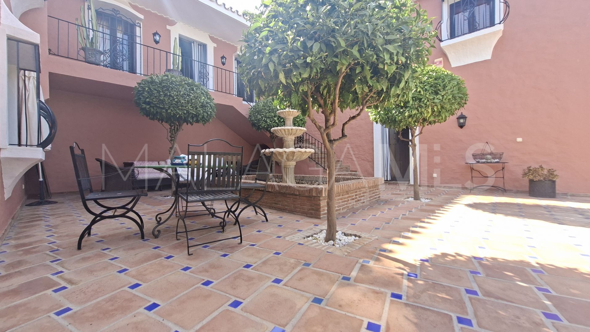 Aloha, villa a la venta with 5 bedrooms