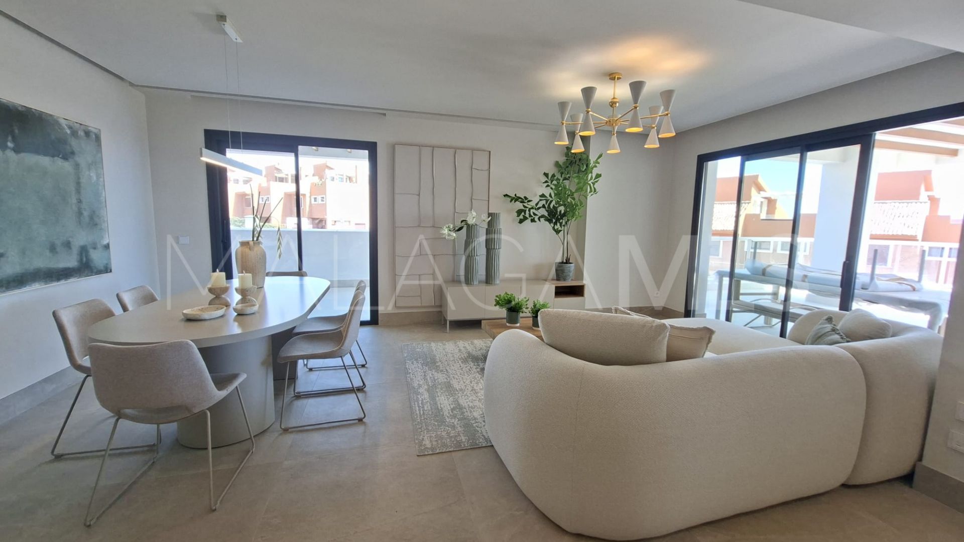 Lägenhet for sale in Benahavis