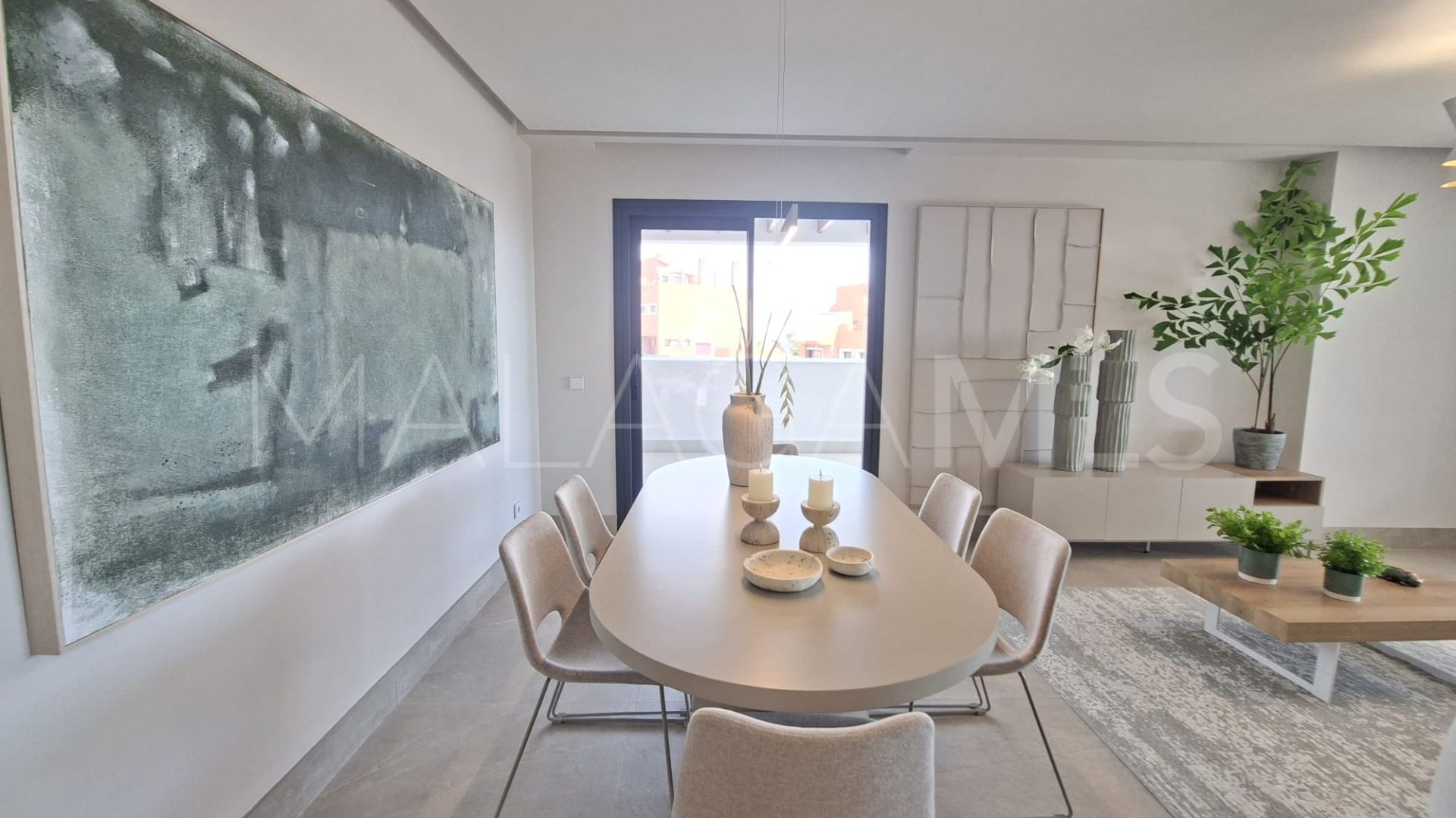 Lägenhet for sale in Benahavis