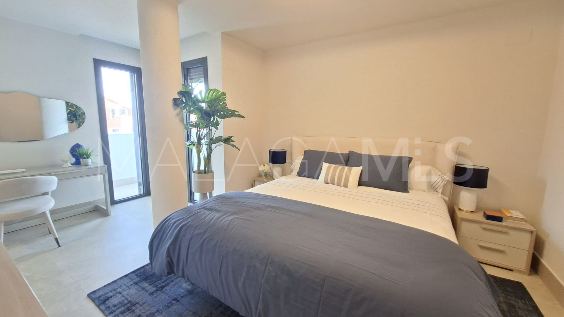 Lägenhet for sale in Benahavis