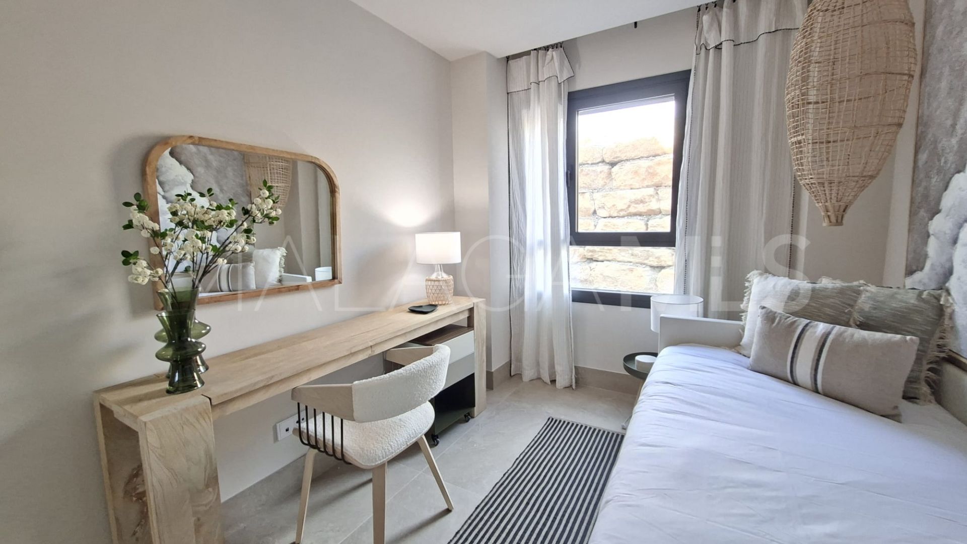 Lägenhet for sale in Benahavis